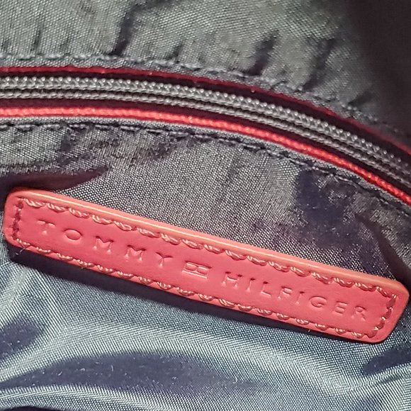 Tommy Hilfiger Purse - Picture 6 of 8